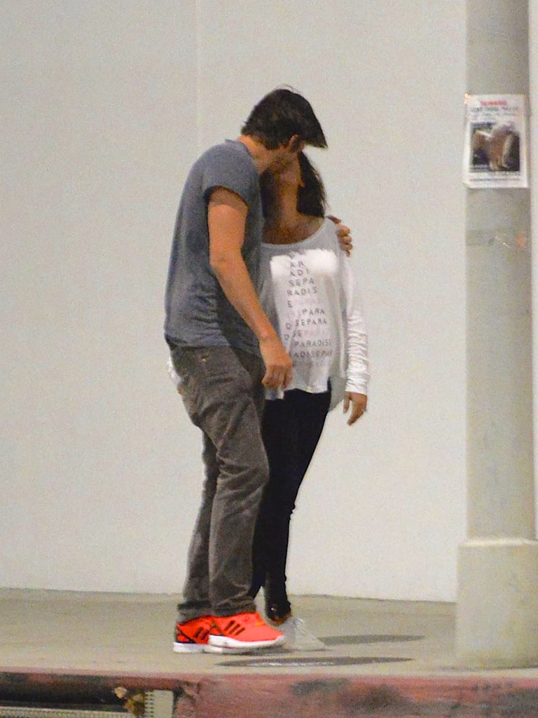 Pregnant Mila Kunis and Ashton Kutcher Kiss on a Date