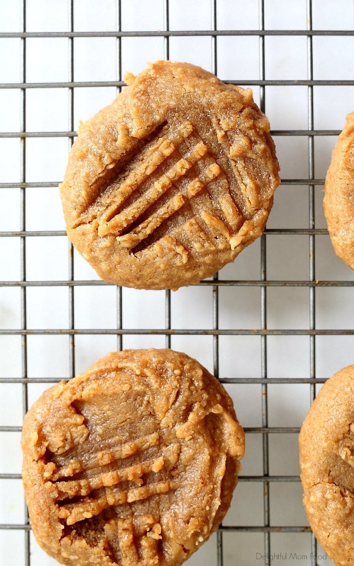 Healthy, Chewy Peanut-Butter Cookies