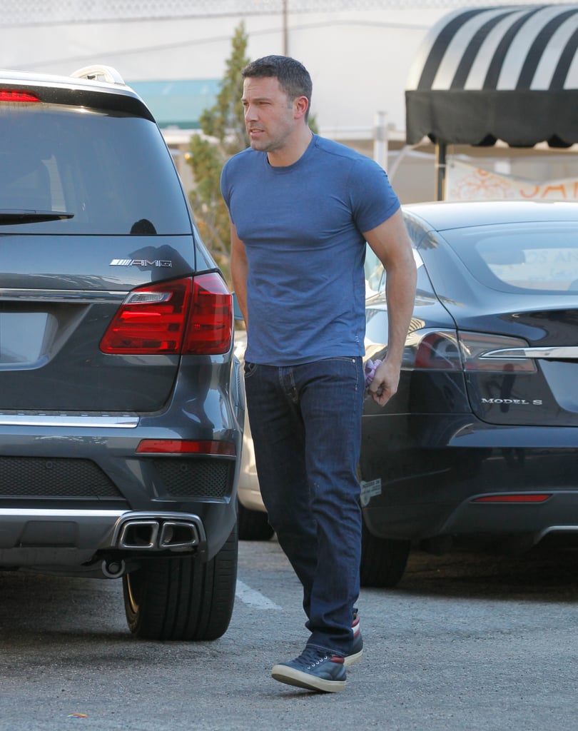 Ben Affleck in a Tight T-Shirt | Pictures