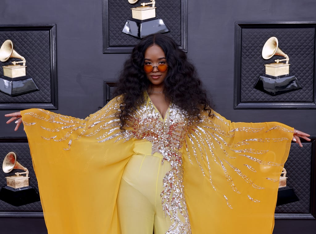 H.E.R.'s Yellow Grammys Jumpsuit Honors Aretha Franklin