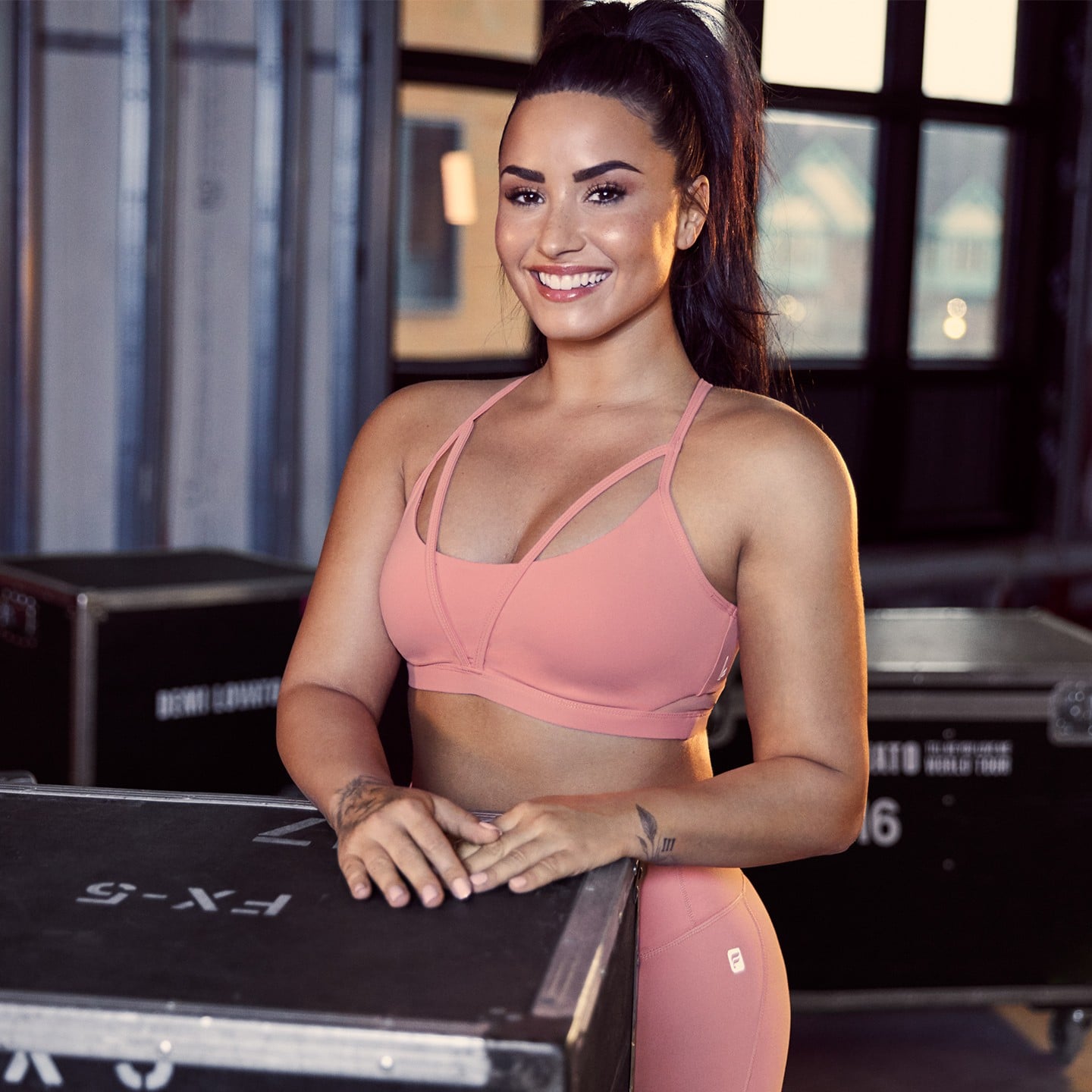 demi lovato yoga pants