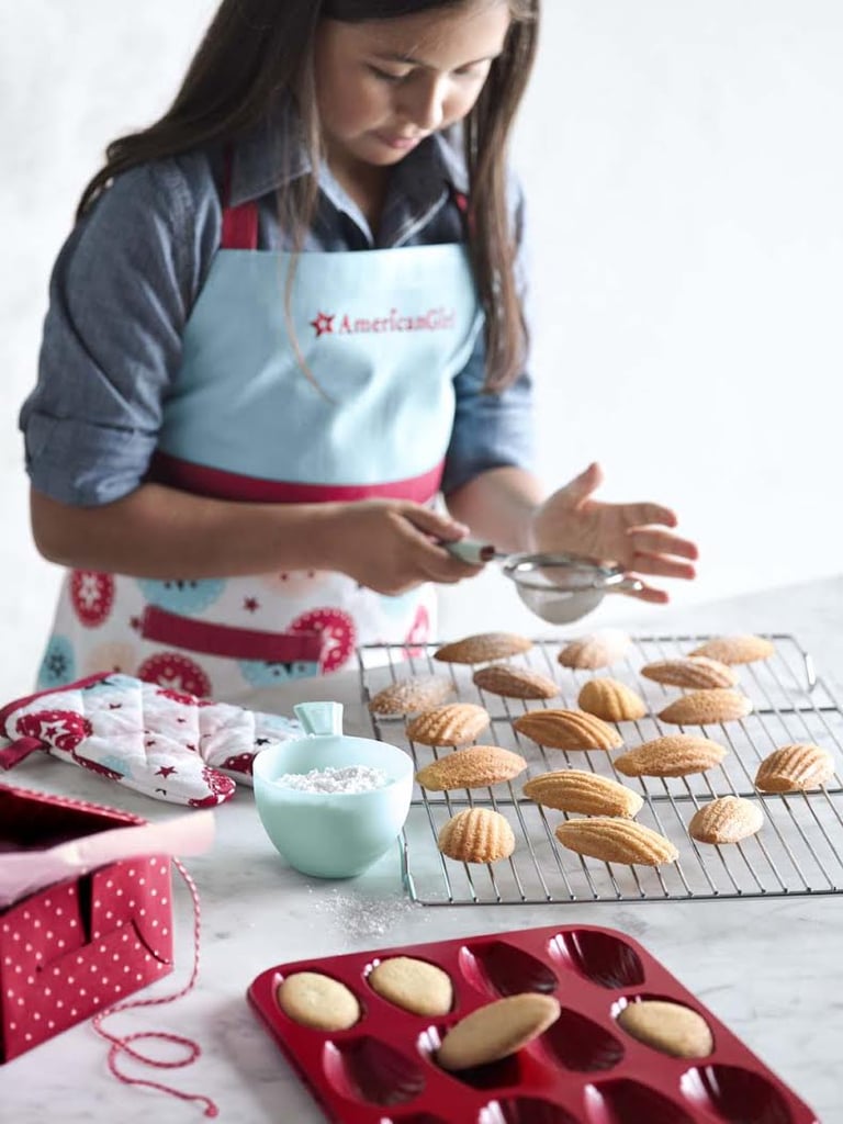 Williams-Sonoma American Girl Bakeware Williams-Sonoma American Girl Bakeware