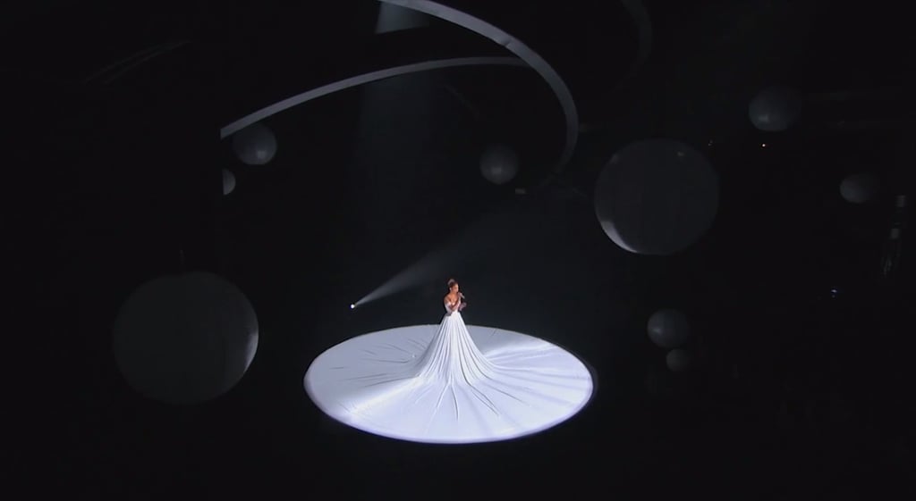 Jennifer Lopez's White Ball Gown on American Idol Jennifer Lopez's White Ball Gown on American Idol