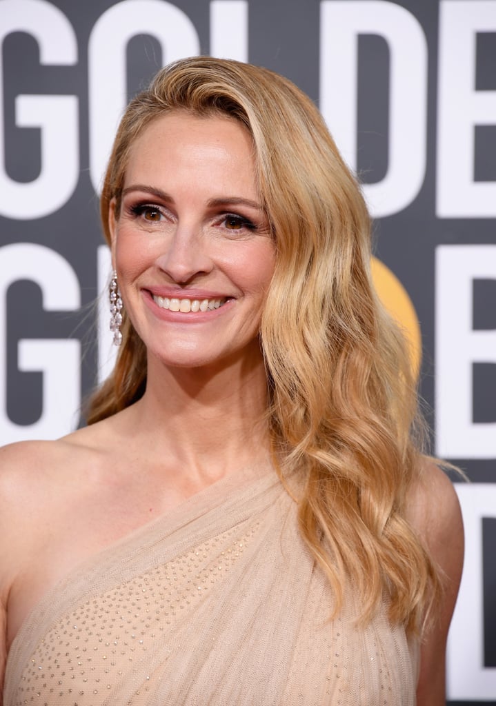 Julia Roberts Outfit at the 2019 Golden Globes