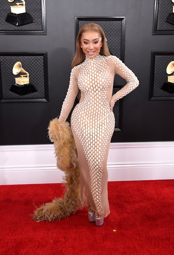 Nikita Dragun's Makeup at the 2020 Grammy Awards ...
