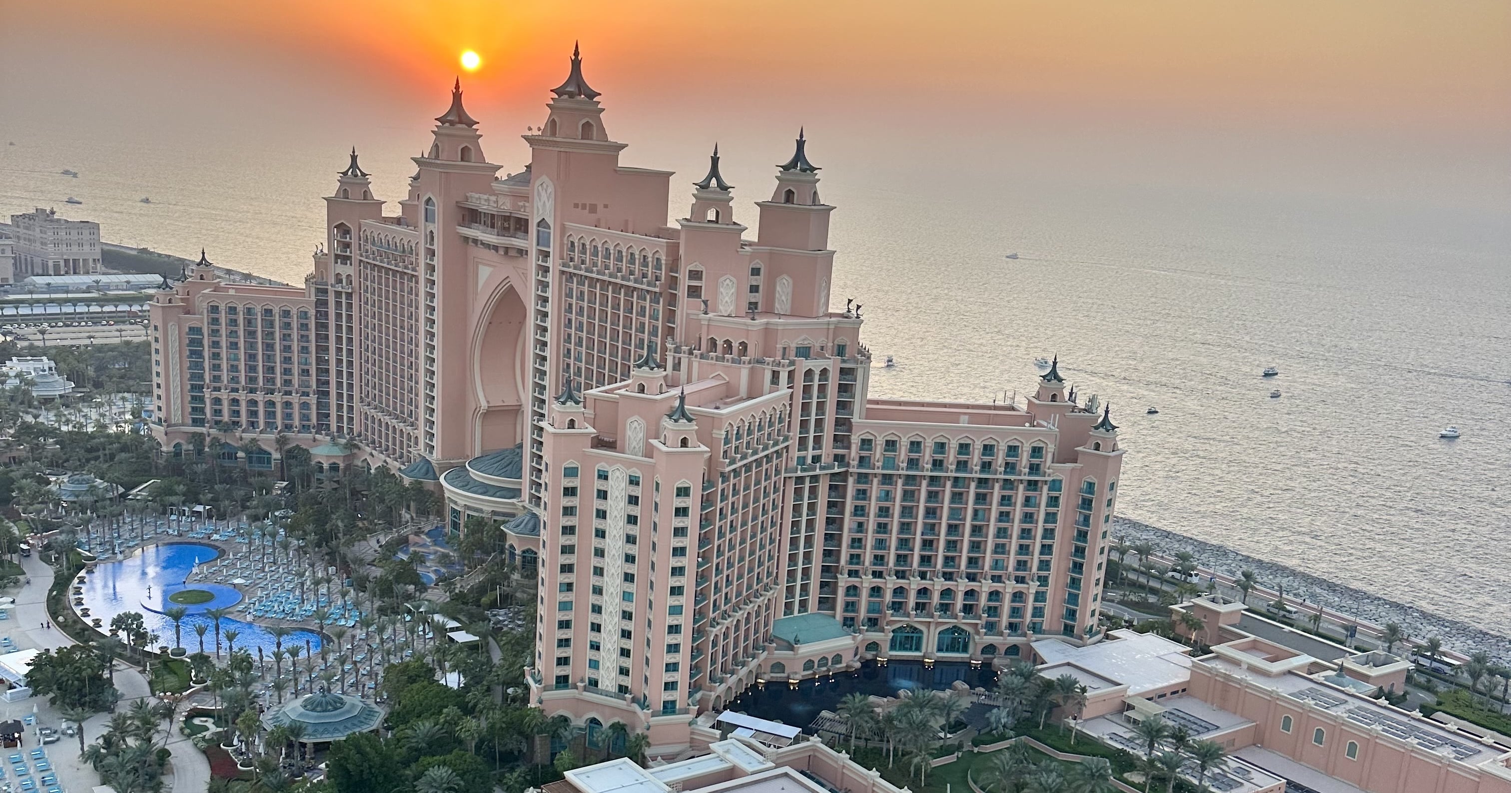 Atlantis, The Palm Review and Photos