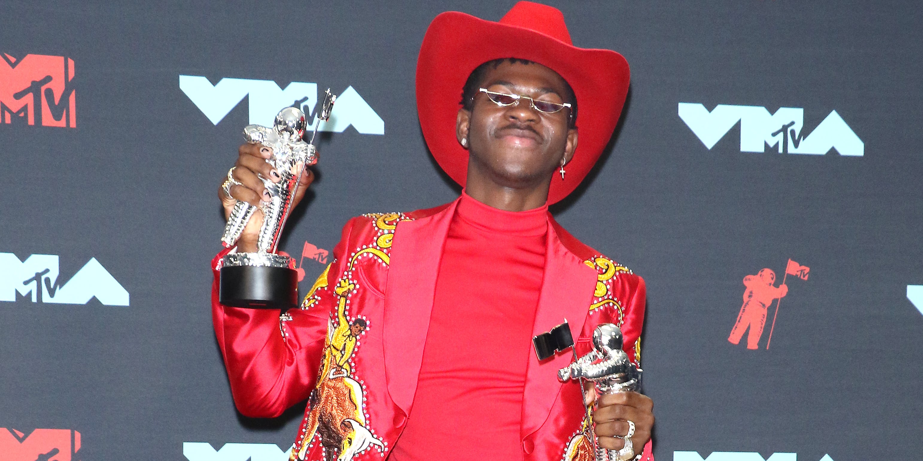 lil nas x devil outfit