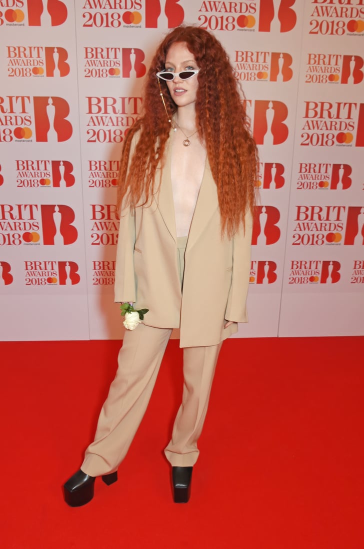 Jess Glynne | Brit Awards Red Carpet 2018 | POPSUGAR Fashion UK Photo 29