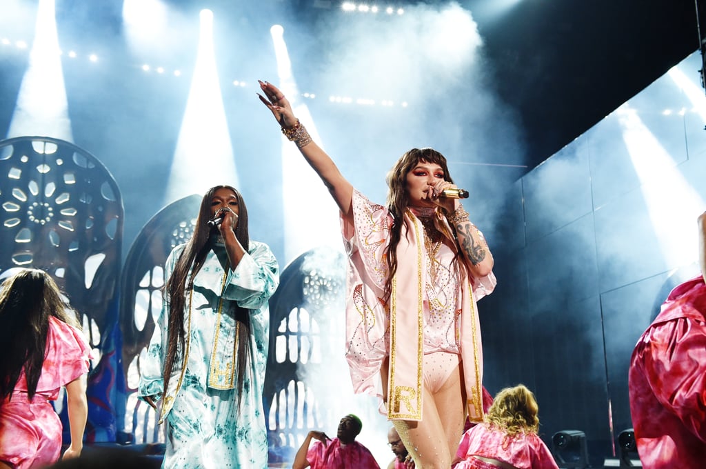 Kesha at the 2019 American Music Awards