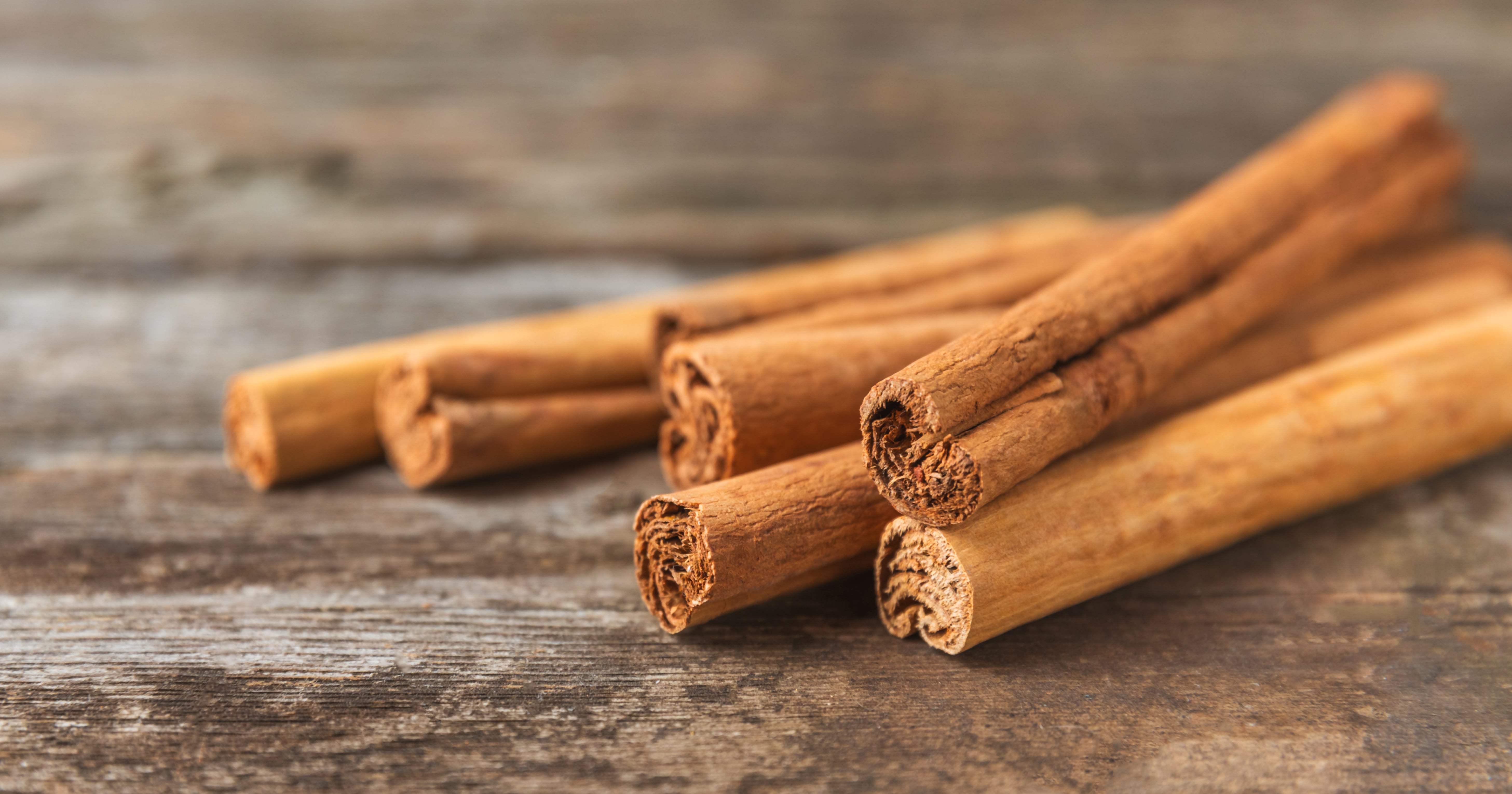 Is Ceylon Cinnamon Good For You? RDs Weigh In