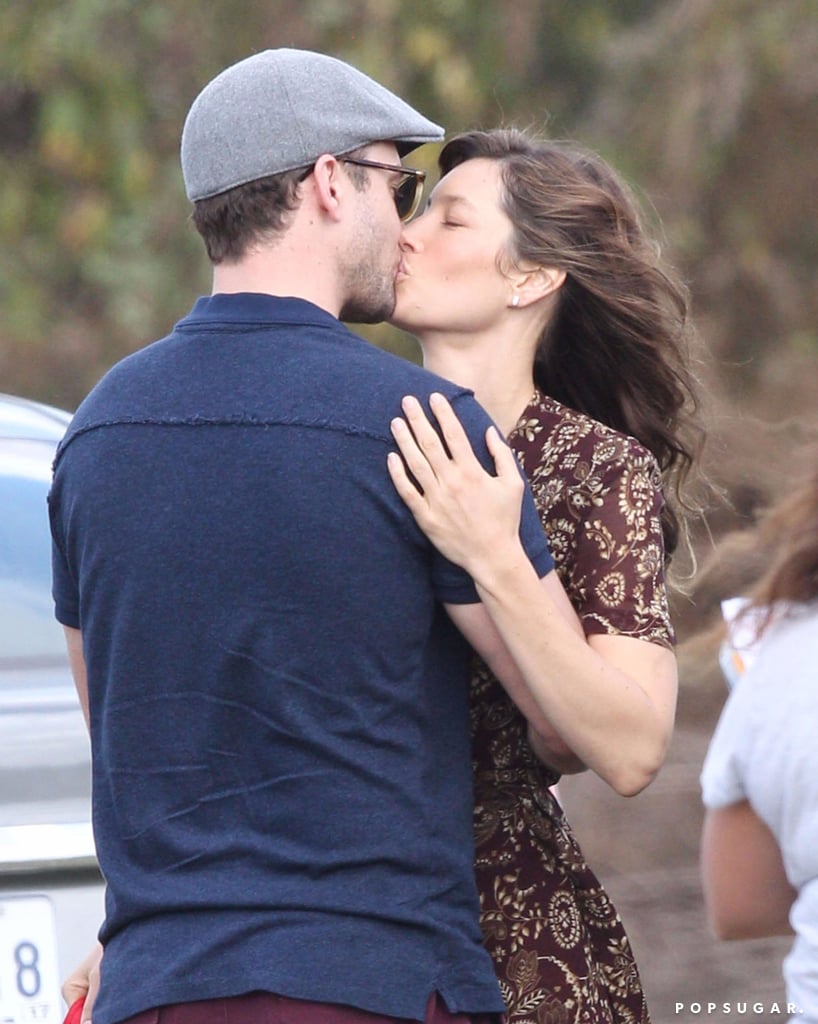 Justin Timberlake and Jessica Biel Kissing November 2016