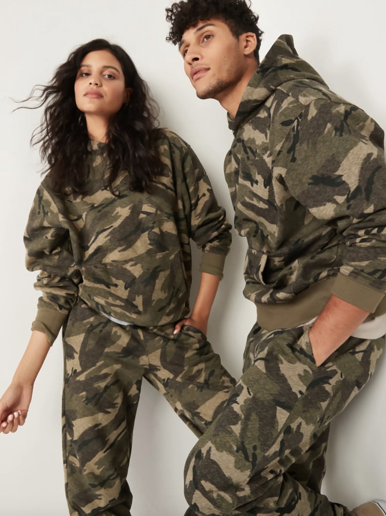 Old Navy Gender-Neutral Pullover Hoodie in Olive Camouflage