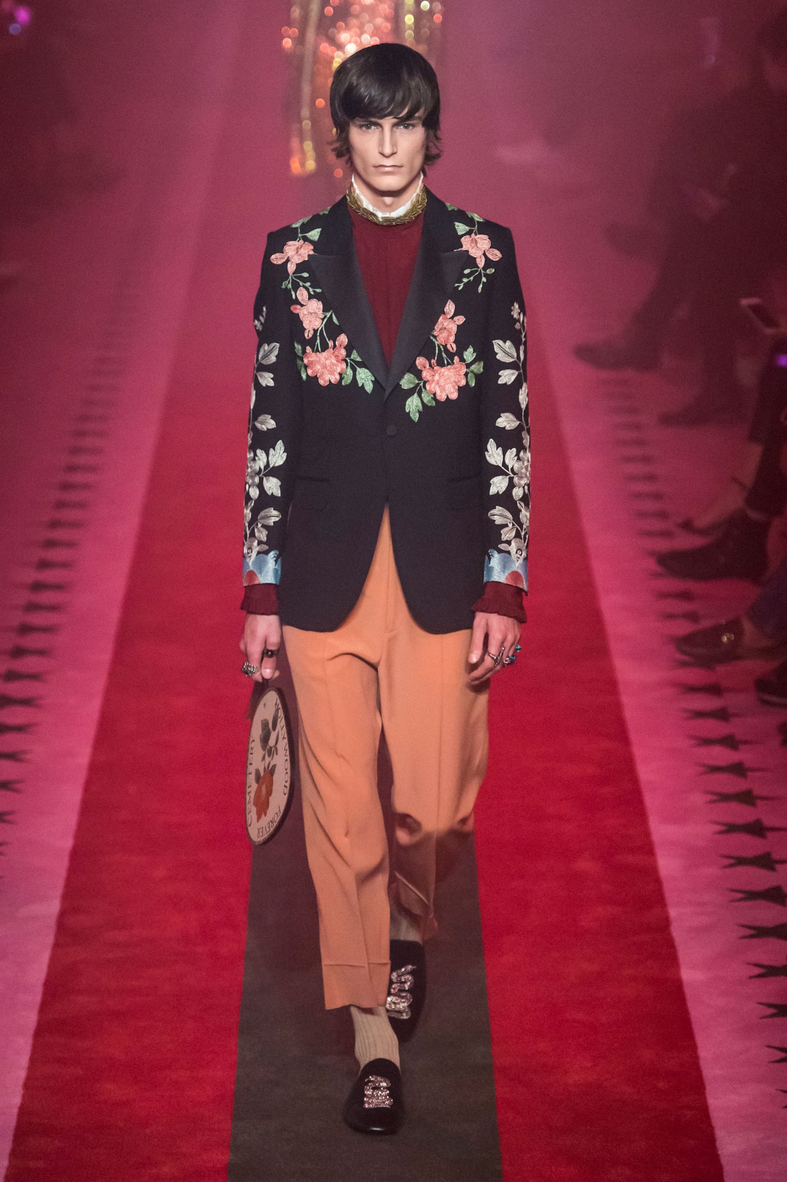Gucci Collection Spring 2017 | POPSUGAR Fashion