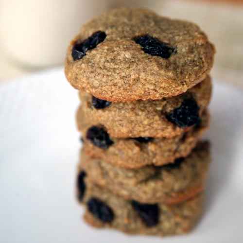 Date-Sweetened Cookies Date-Sweetened Cookies