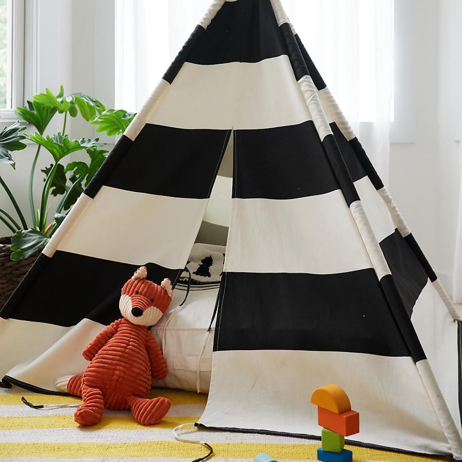 kids reading tent