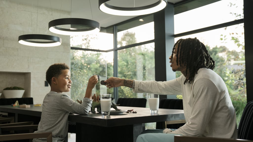 Oreo Song With Wiz Khalifa and His Son, Sebastian