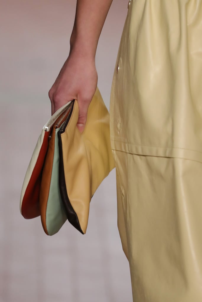 Jil Sander Fall '19 Runway | Bag Trends Fall 2019 | POPSUGAR Fashion ...