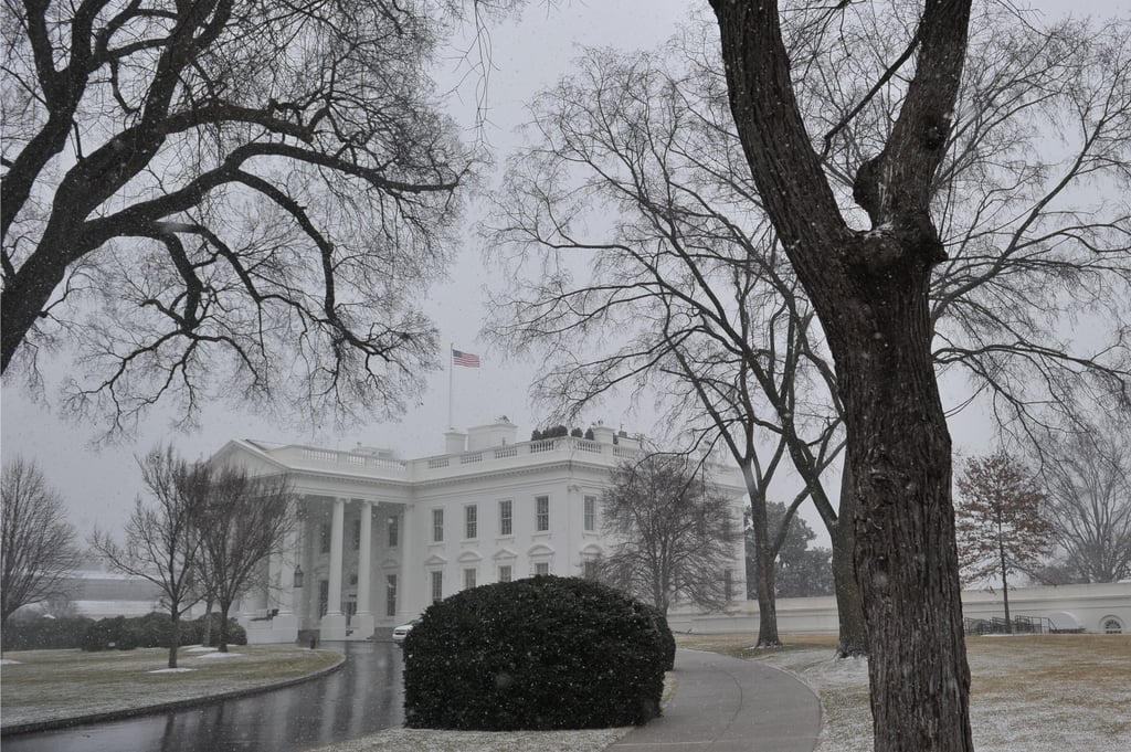 Heavy snowfall hit the White House in Washington DC.