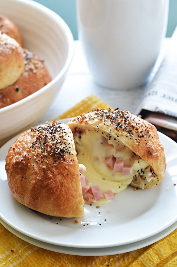 Entrée: Ham and Cheese Everything-Bagel Bombs