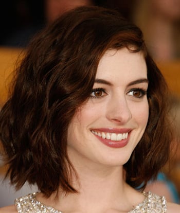 Anne Hathaway at the 2009 SAG Awards | POPSUGAR Beauty