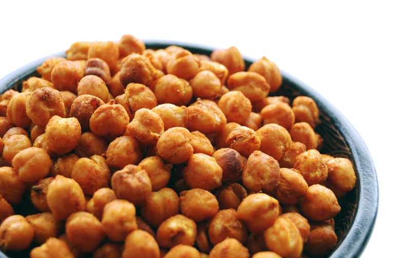 Spicy, Mexican-Inspired Roasted Chickpeas