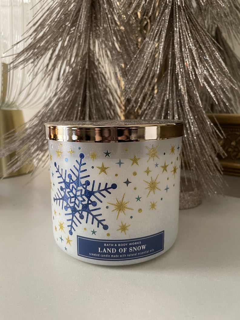 Bath & Body Works Land of Snow 3-Wick Candle