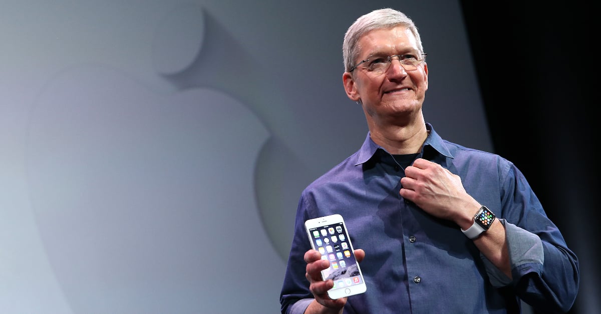Tim Cook Comes Out as Gay | PS Tech