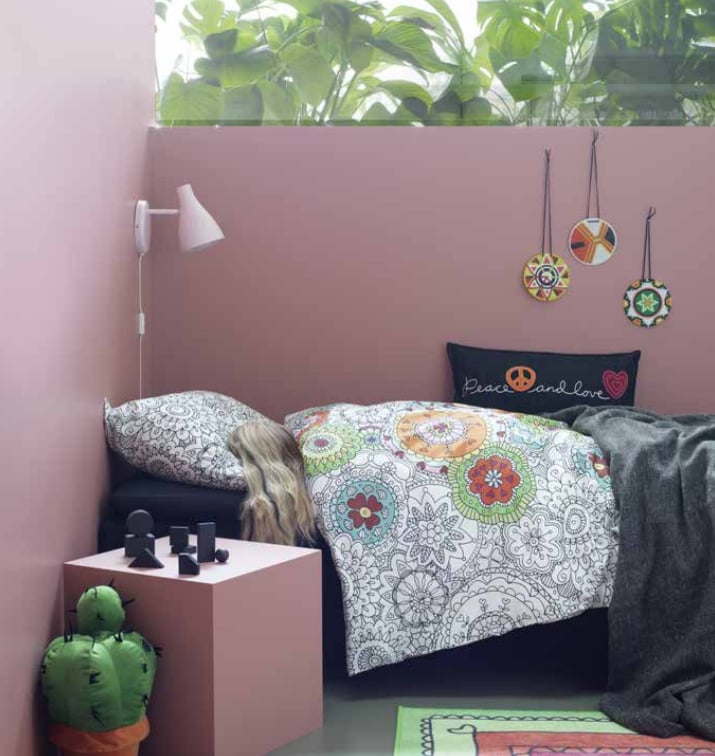 VÄNSKAPLIG Series, Twin Duvet Cover Set (2 pieces for $25)
VÄNSKAPLIG Series, Cushion ($7)