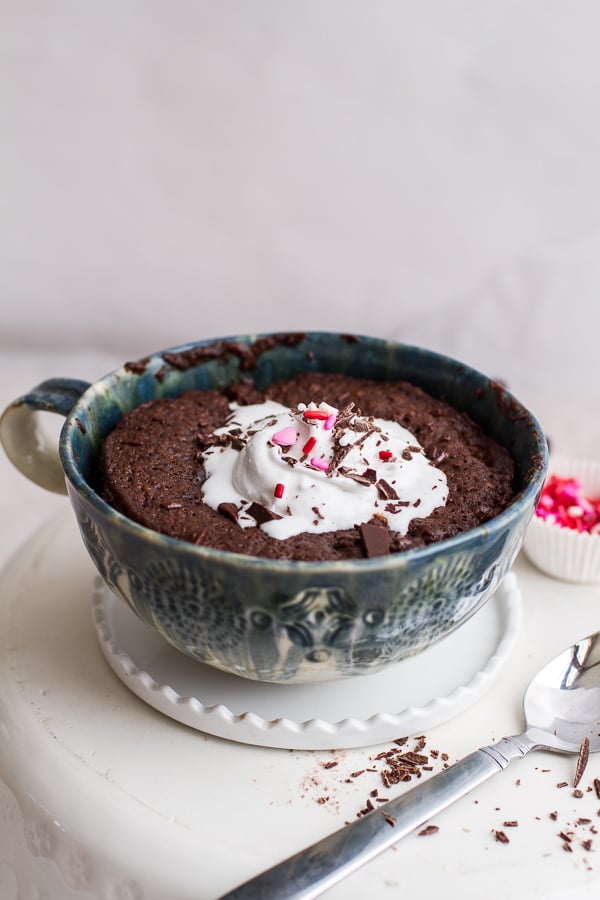 Single-Lady 5-Minute Gooey Molten Chocolate Mug Cake