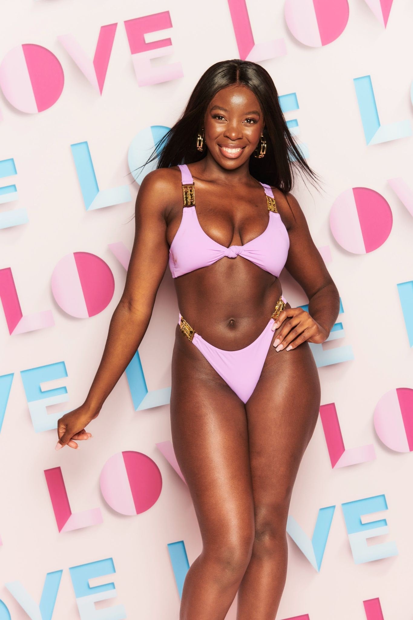 26-Year-Old Kaz Kamwi from Essex  Meet All the Love Island 2021