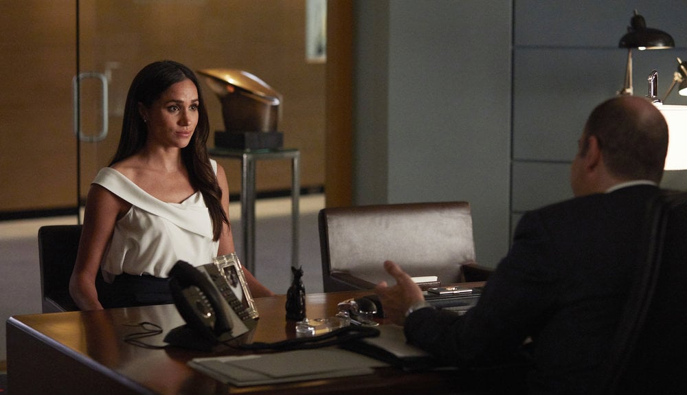 Meghan Markle On Suits Pictures Popsugar Entertainment Photo 33 6671