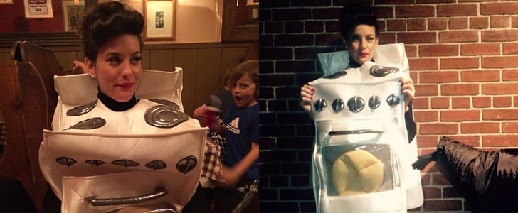 Liv Tyler's "Bun in the Oven" Halloween Costume