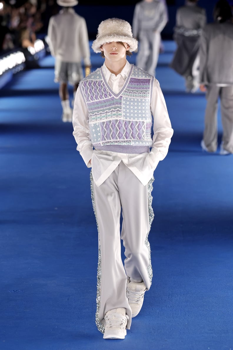 Dior Debuts New Oblique Toile For Men's Spring 2023 Collection