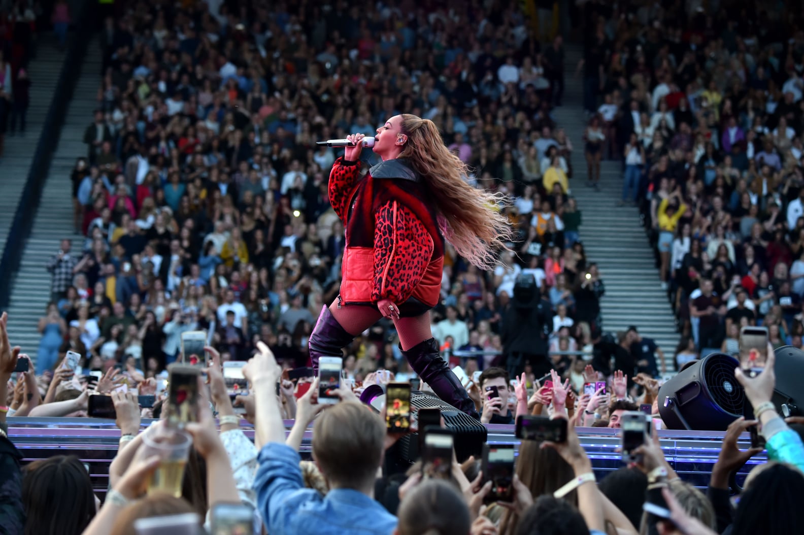 Beyoncé's On the Run II Tour Costumes | PS Fashion