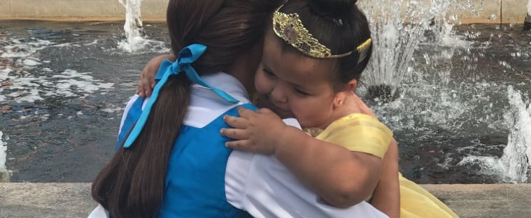 Girl With Dwarfism Meets Belle