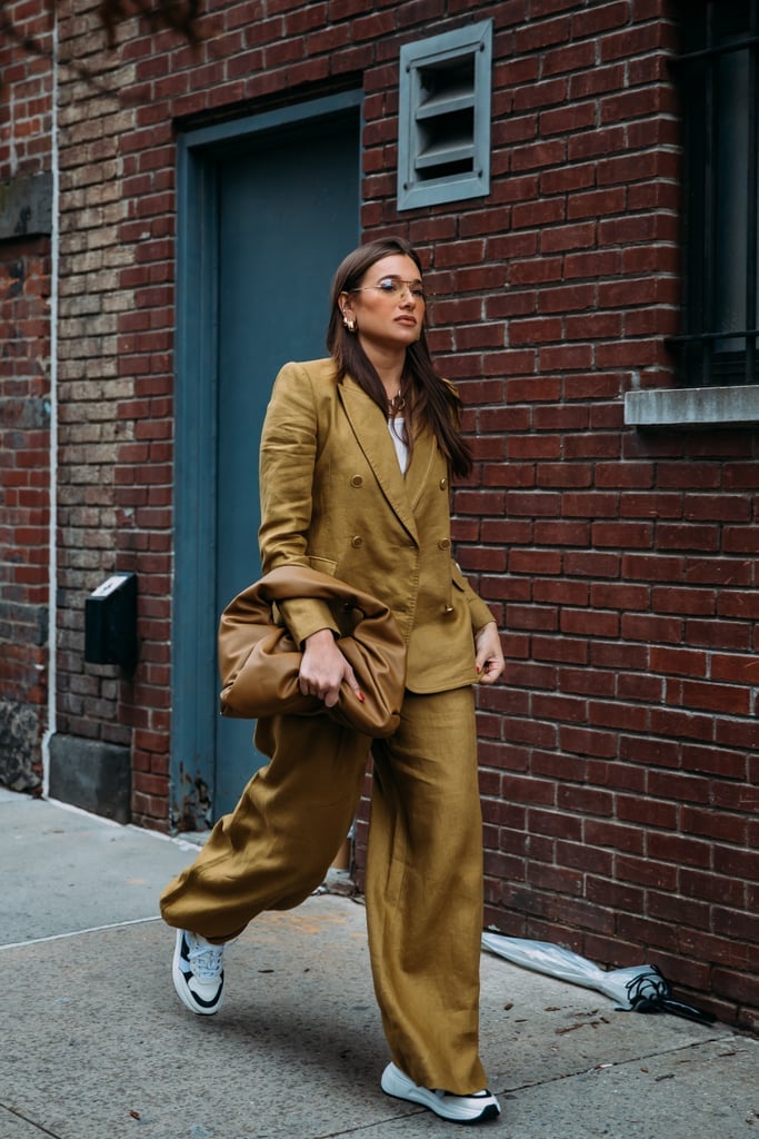 2020 Street Style Trend: Croissant Bags