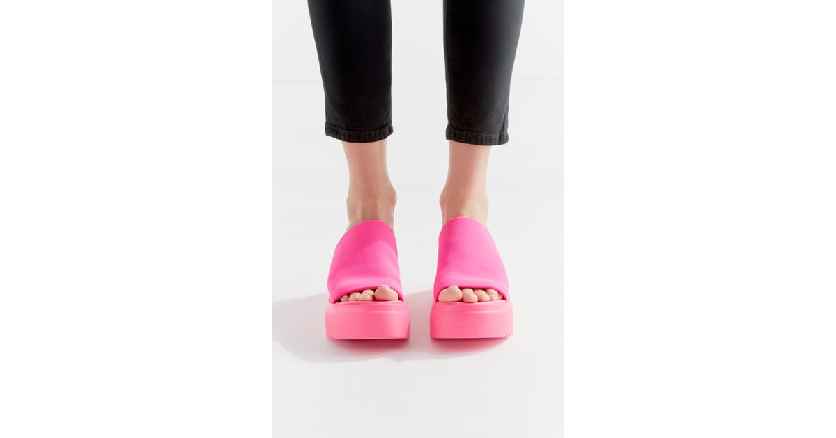 Steve Madden UO Exclusive Slinky Platform Sandal 90s Girls