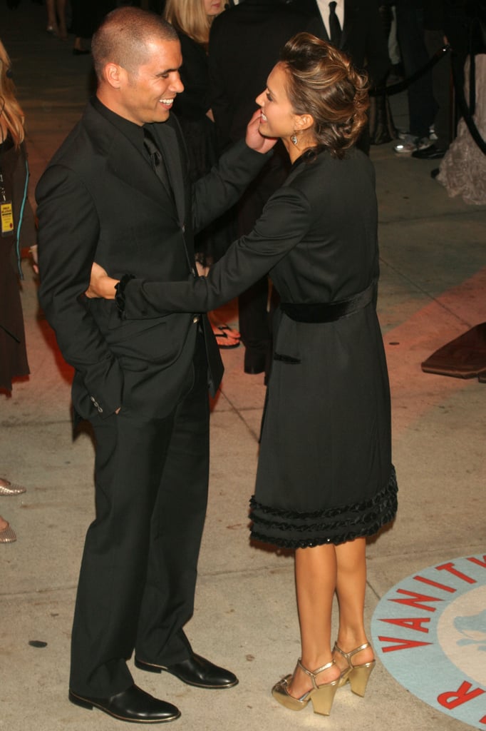 Jessica danced with Cash outside the March 2006 Vanity Fair Oscars party in LA.