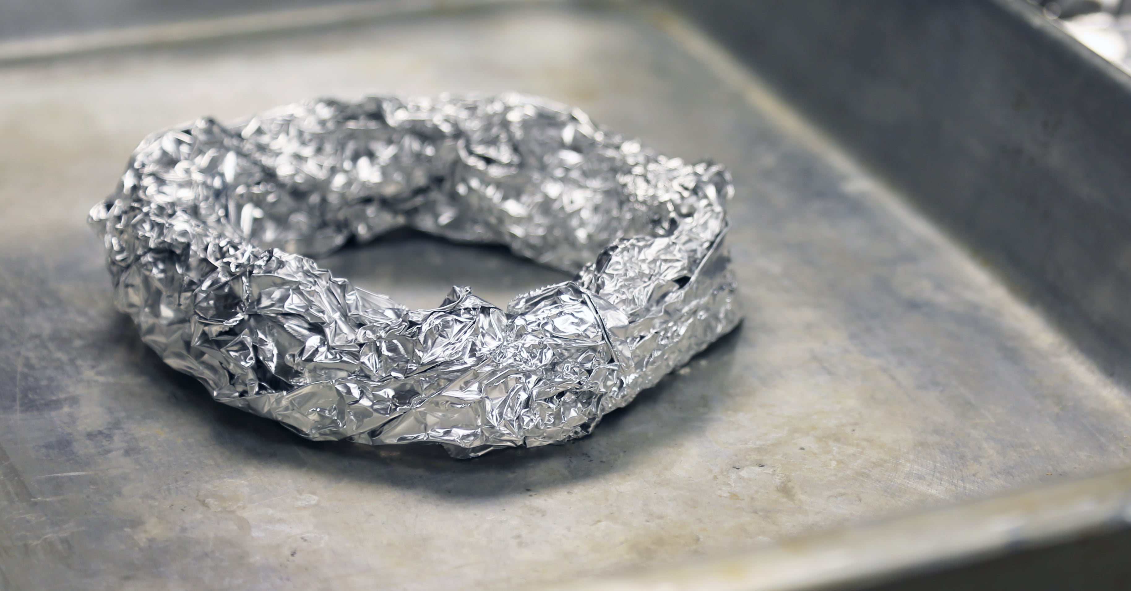 10 Effective Aluminium Foil Hacks