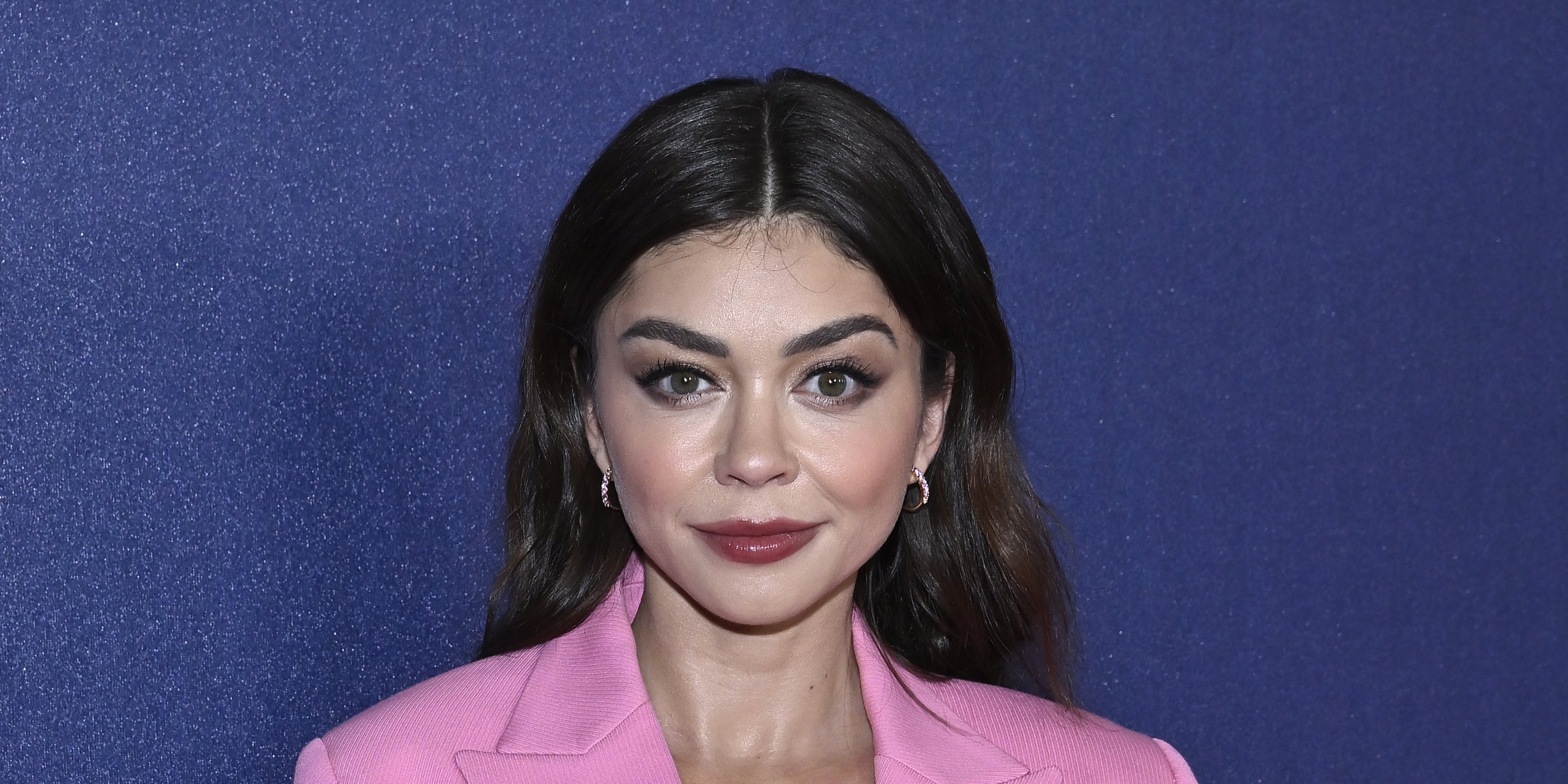 From Filter To Real: Sarah Hyland'S Story - eccyazr