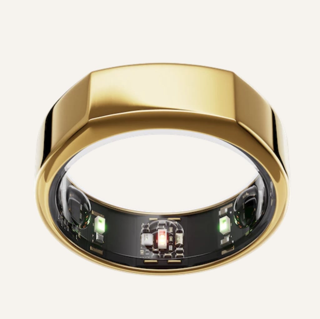 Gifts Under $500 For Women in Their 40s: Oura Ring