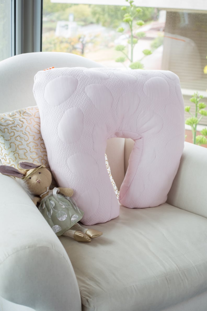 Nook Niche Feeding Pillow