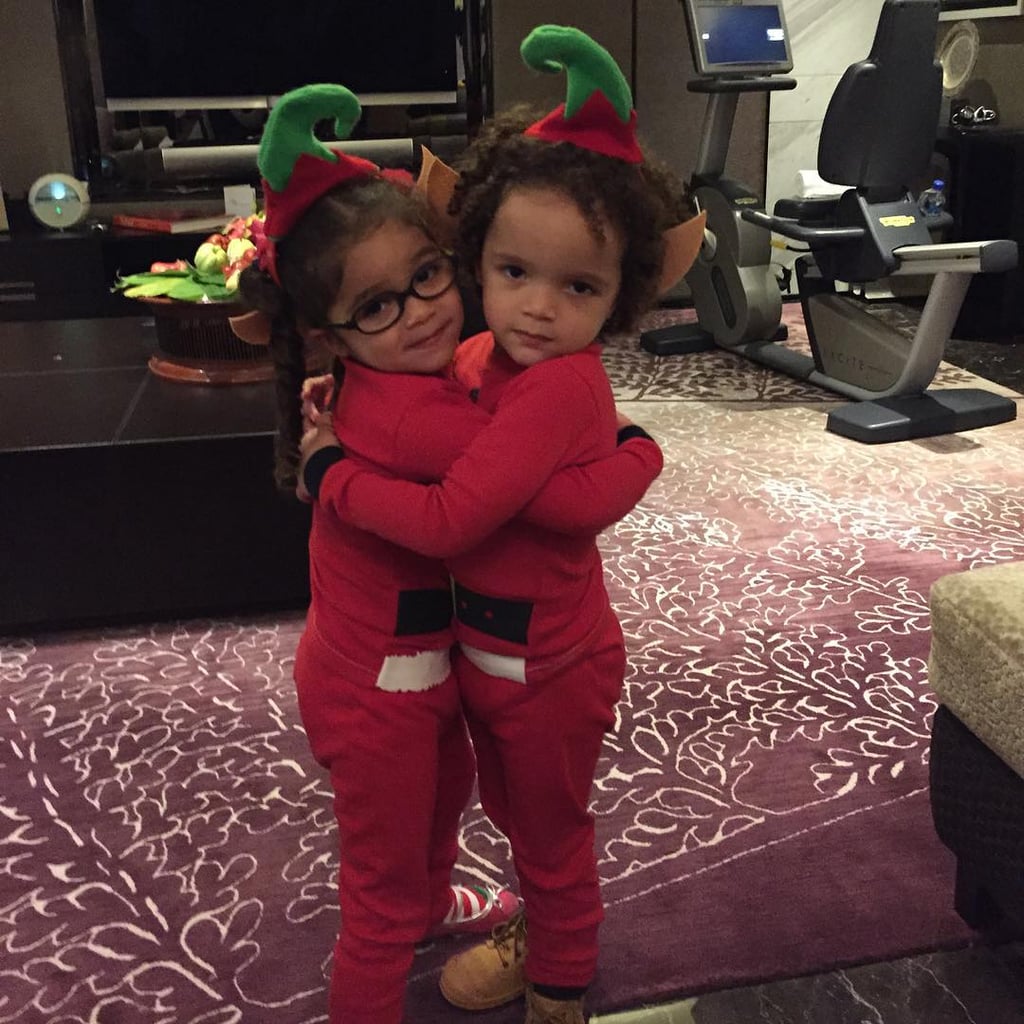 Mariah Carey's twins Monroe and Moroccan were the cutest elves we've ever seen.