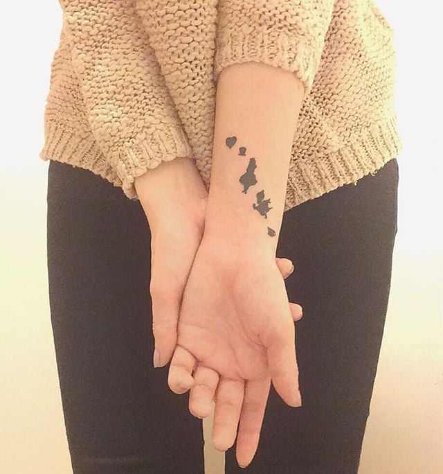 Small Alice in Wonderland Tattoos | POPSUGAR Love & Sex ...