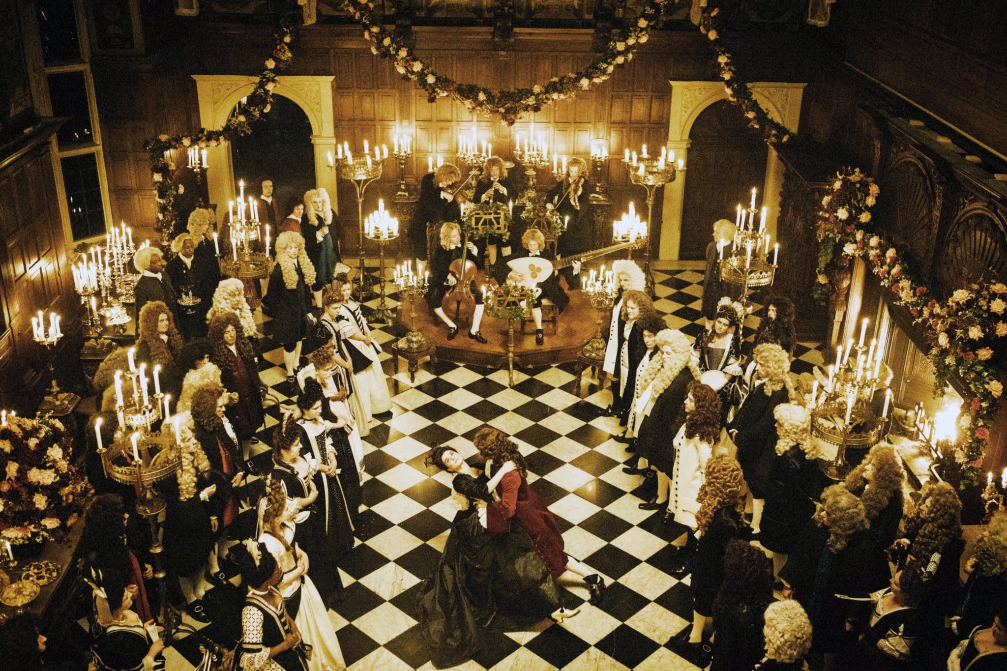 With Rachel Weisz as Lady Sarah. | Your Eyes Aren't Deceiving You — That's  Taylor Swift's Boyfriend in The Favourite | POPSUGAR Entertainment Photo 4
