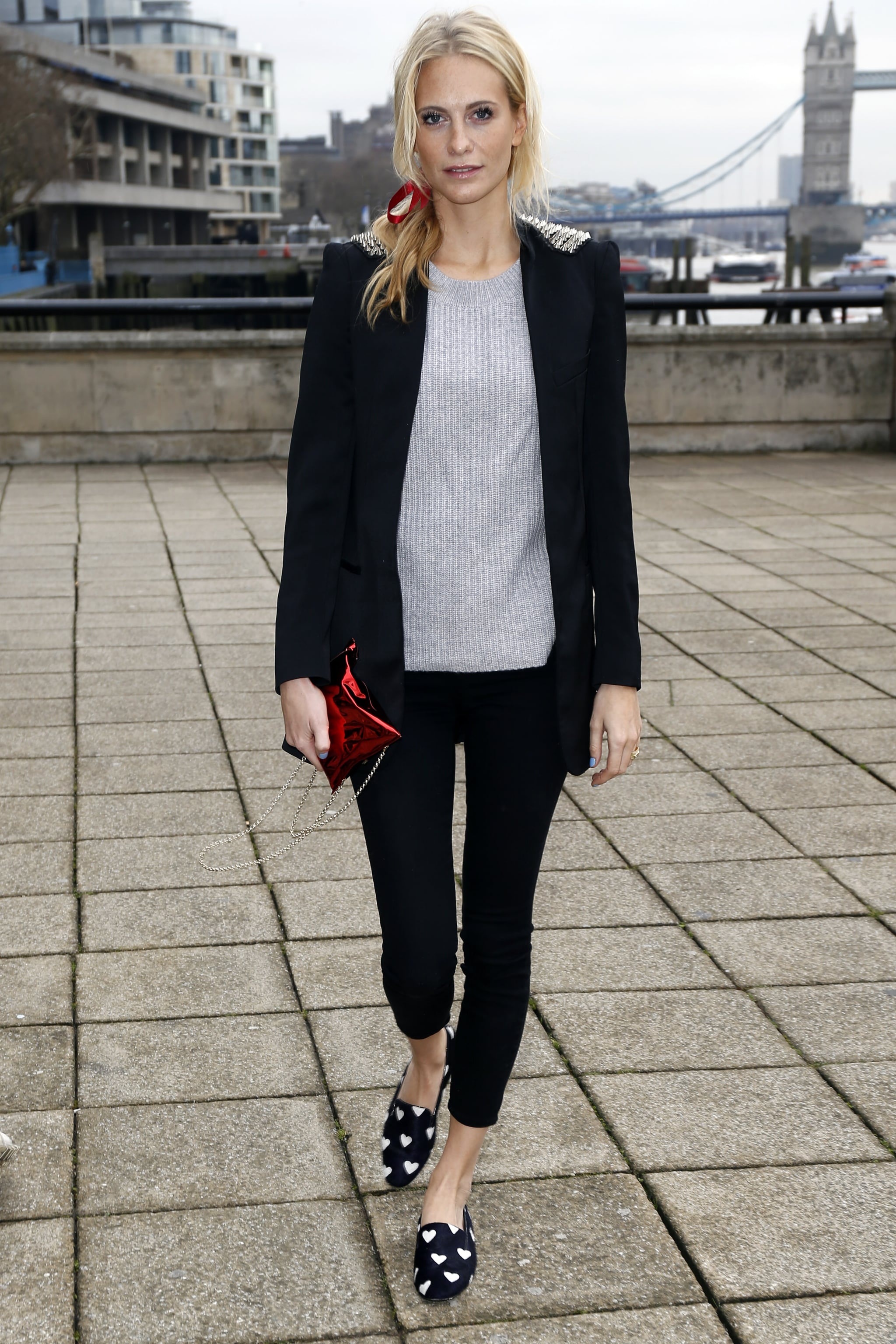 Poppy Delevingne Put Together A Cute Outfit In London That D Be Styling Hacks To Steal From The Best Model Off Duty Moments Popsugar Fashion Photo 104