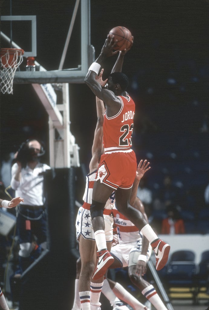 40 Stunning Photos of Michael Jordan Soaring Through the Air