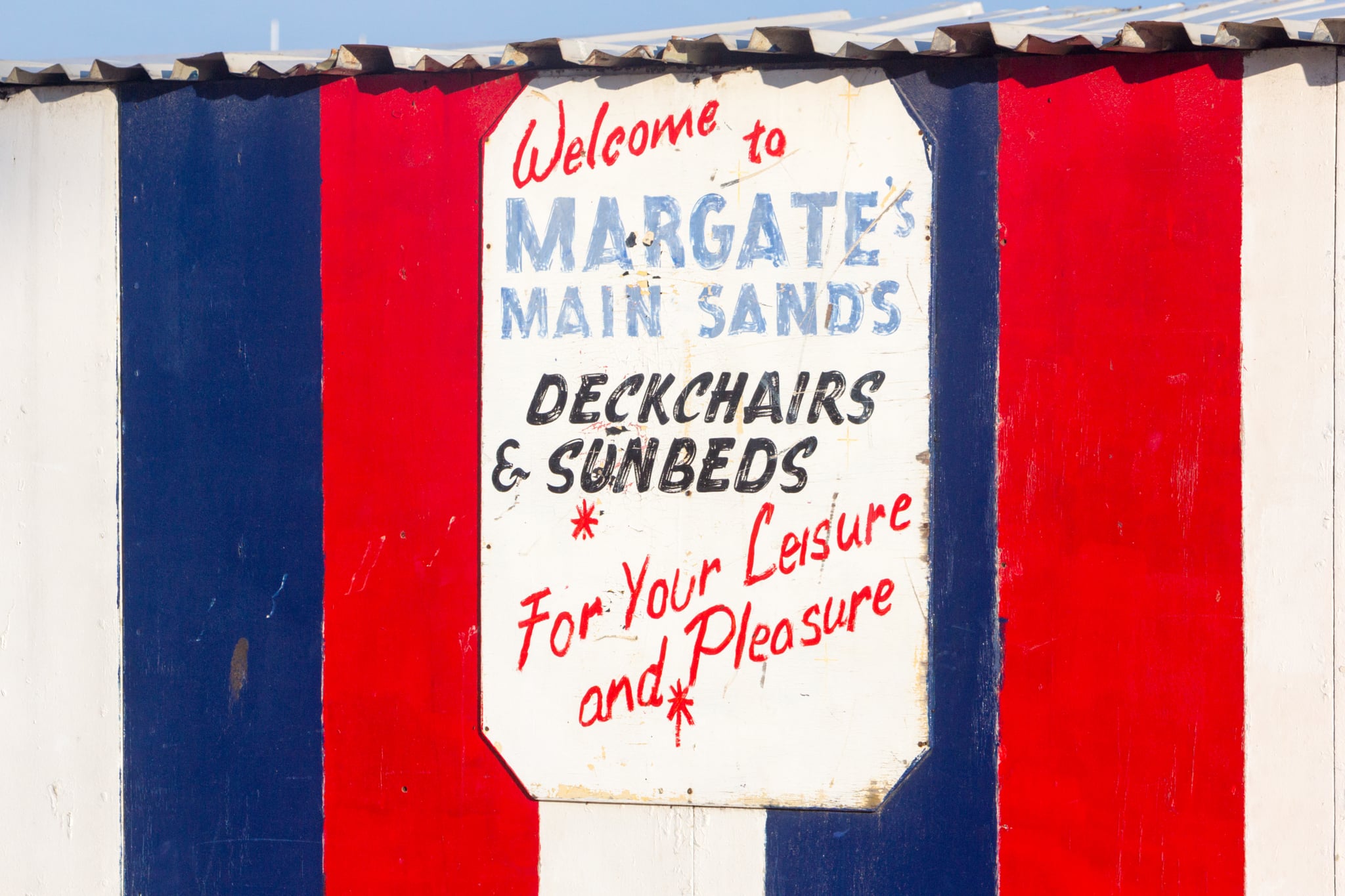 Deckchairs and sunbeds for hire on Margate beach