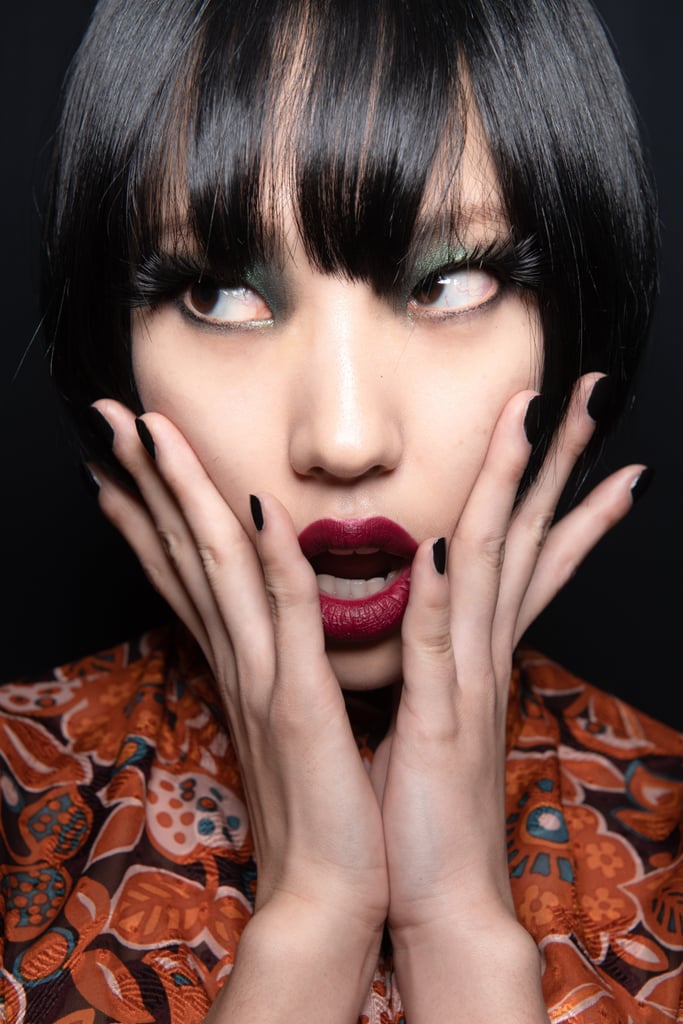 Anna Sui's Bold Black Nails at NYFW Autumn 2020