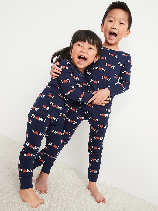 Old Navy Unisex Valentine's Day Pajama Set For Toddler and Baby